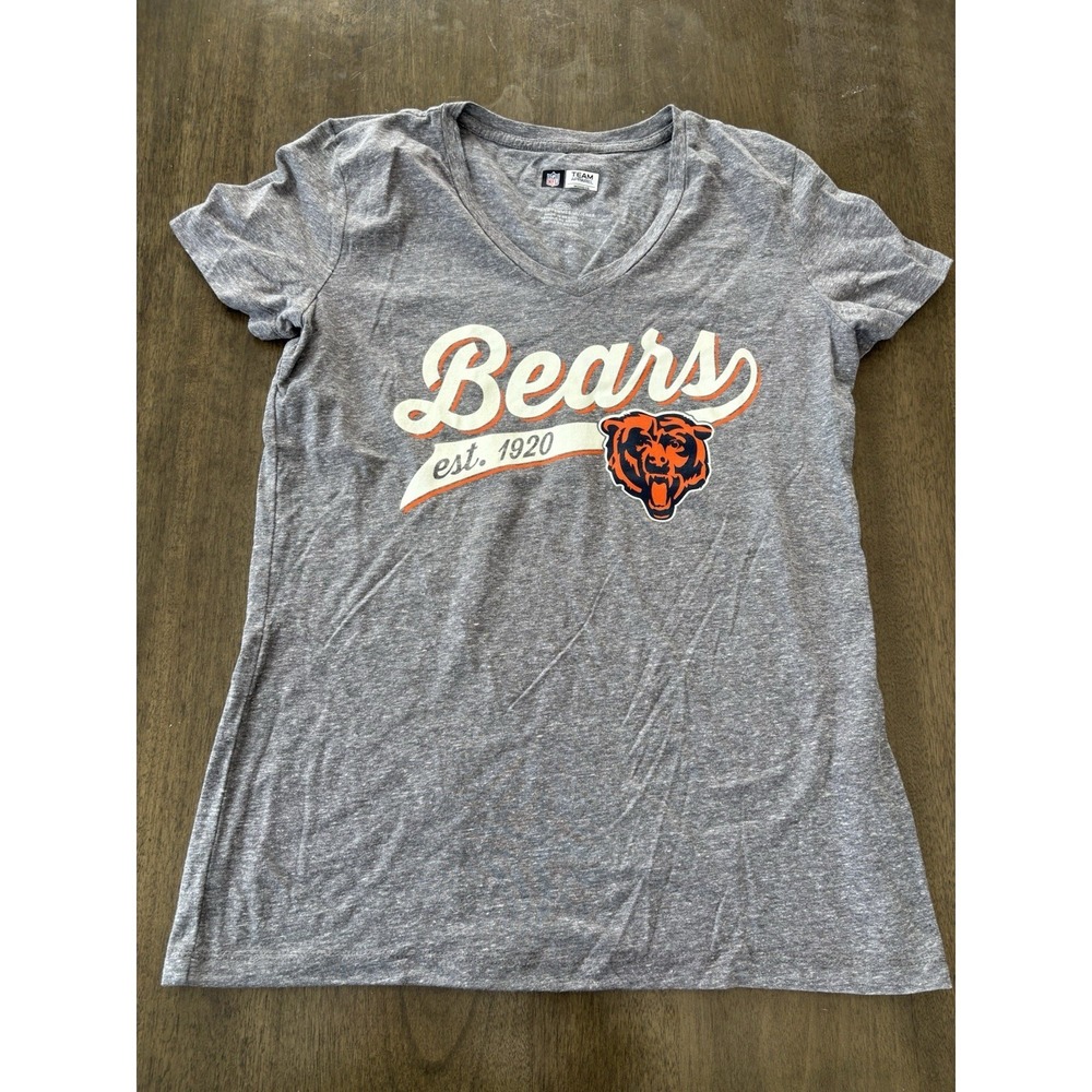 Women's  NFL Team Apparel Chicago Bears V Neck Gray T Shirt Size Small NWOT